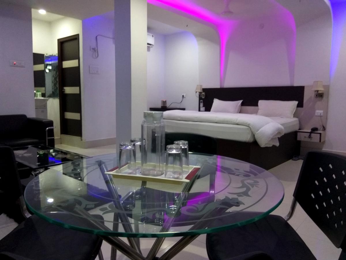 Hotel R K Palace Supaul Dış mekan fotoğraf
